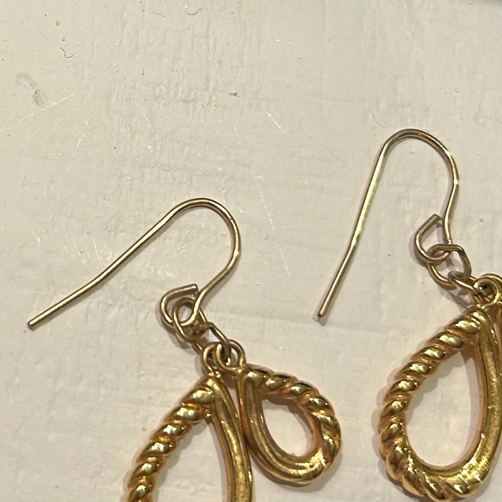 Vintage Sculptural Minimalist Gold Rope Loop Dangle Drop Earrings